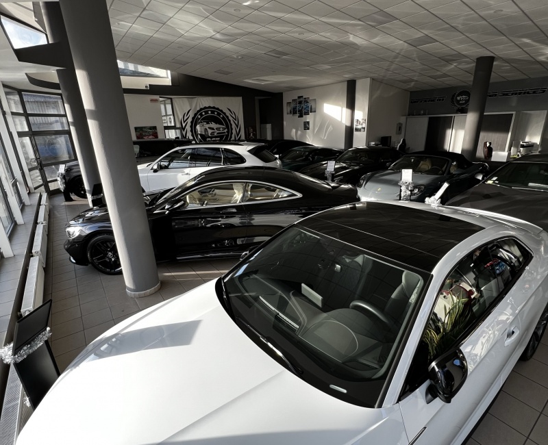 DIFFERENT CARS 10 - Obrazok